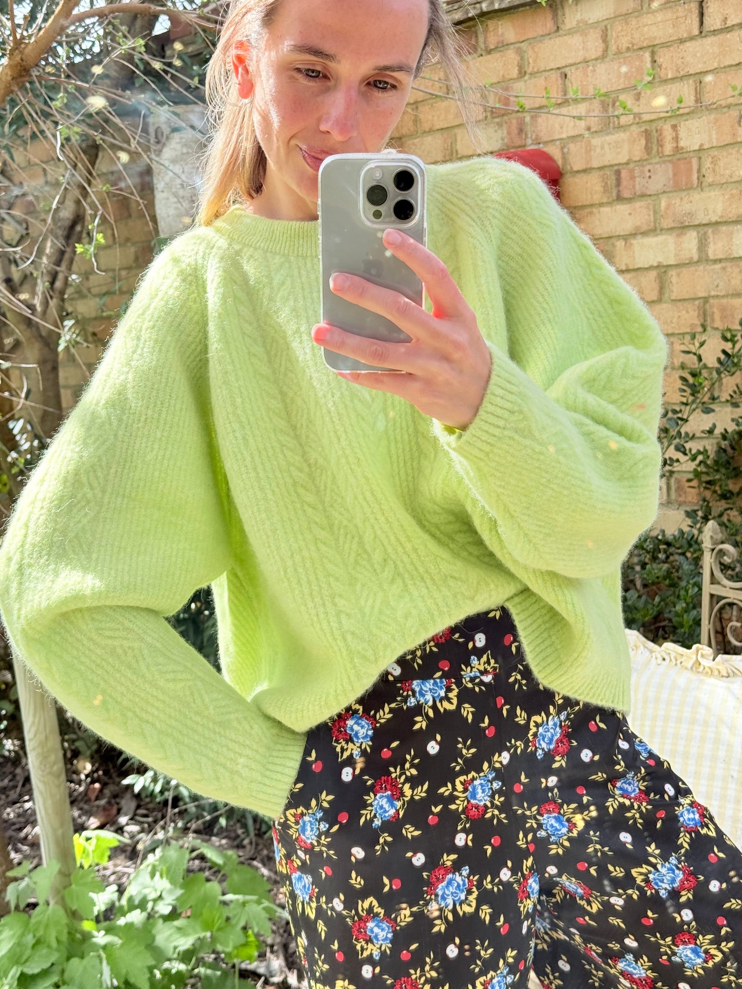 Maison & Montagut Bobby Cashmere Jumper - Neon Green (Medium)