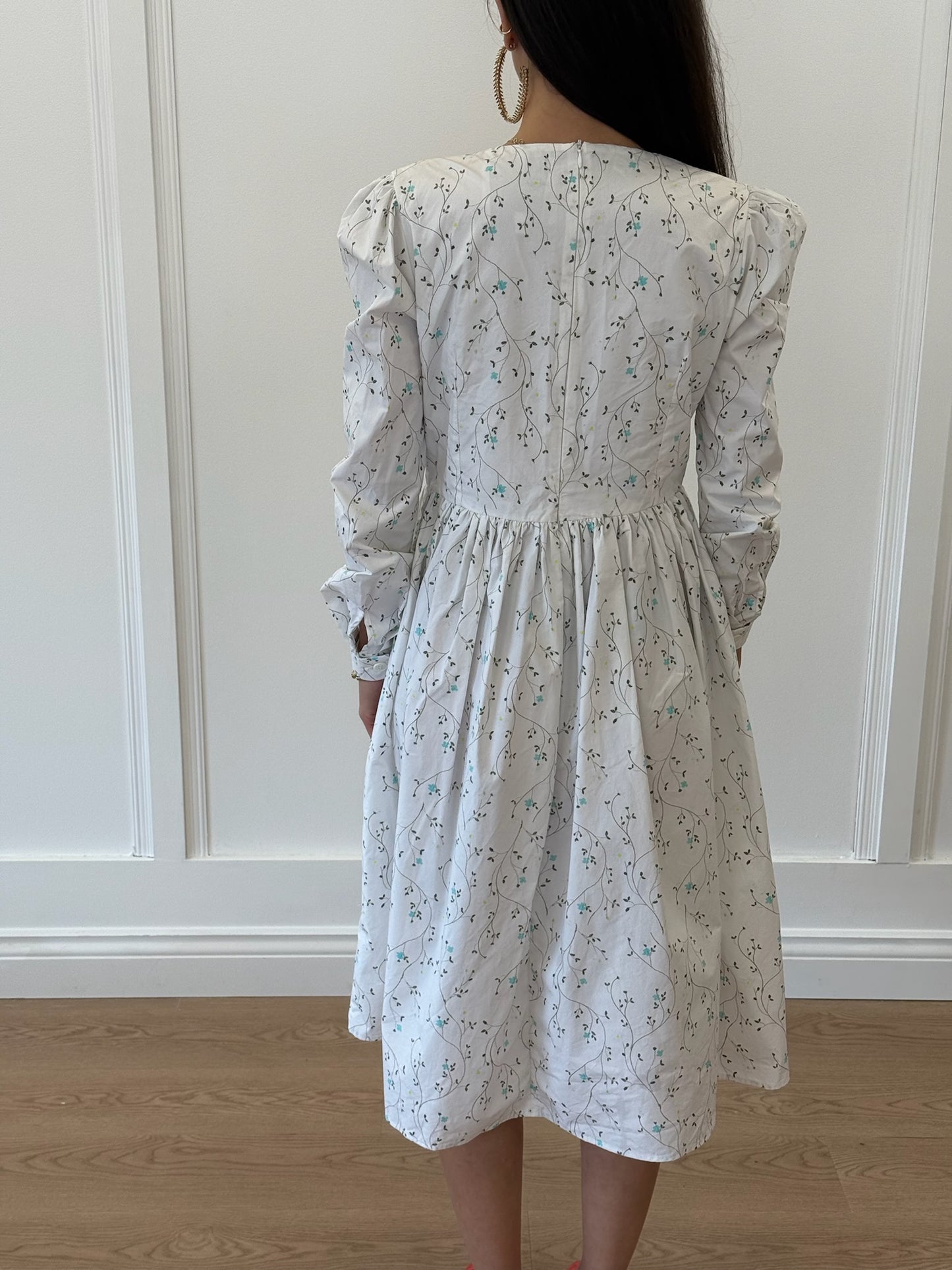 Naya Rea Dress - White (Size 8)