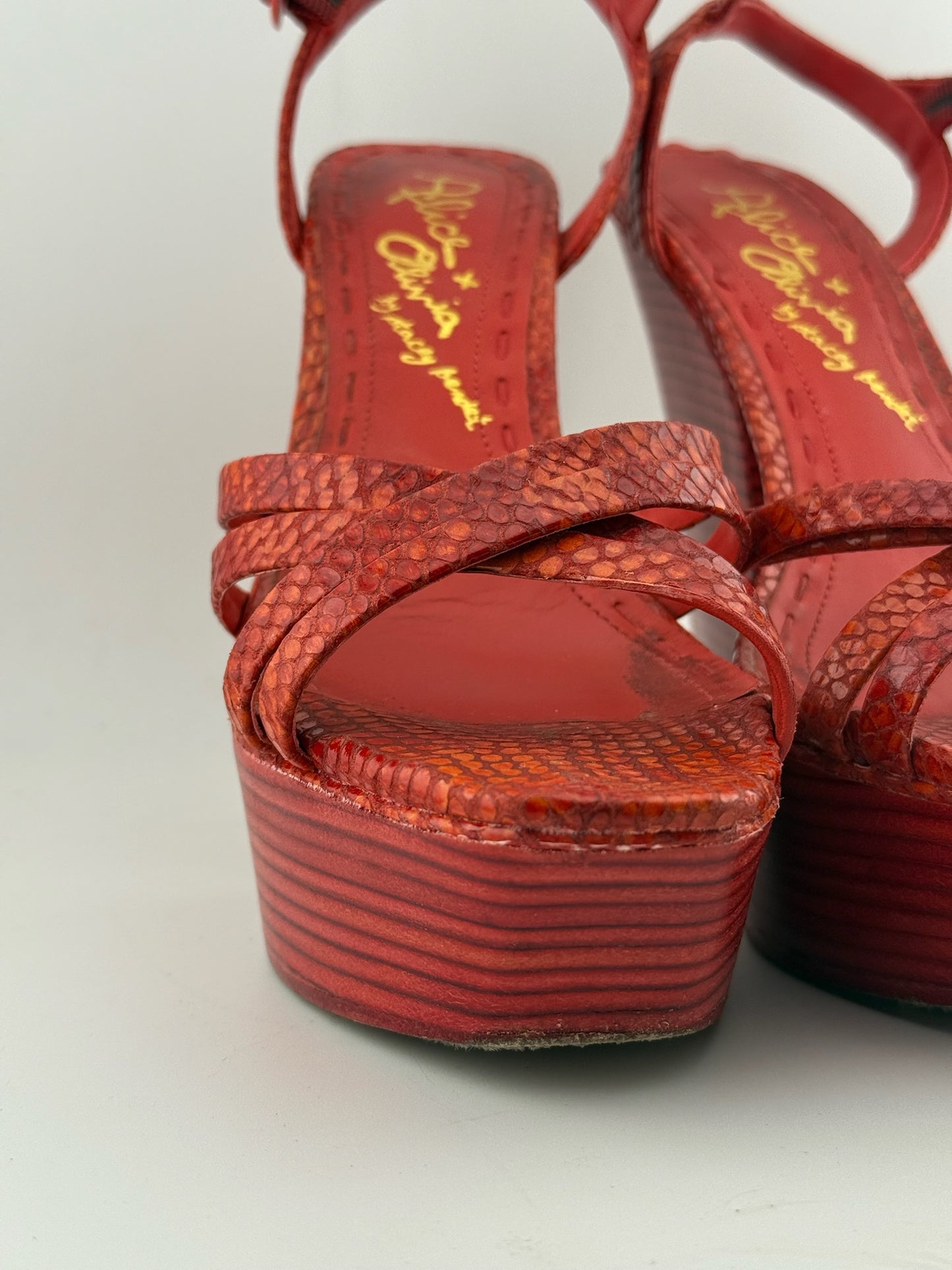 Alice and Olivia by Stacey Bendet Platform - Red (Size 38)