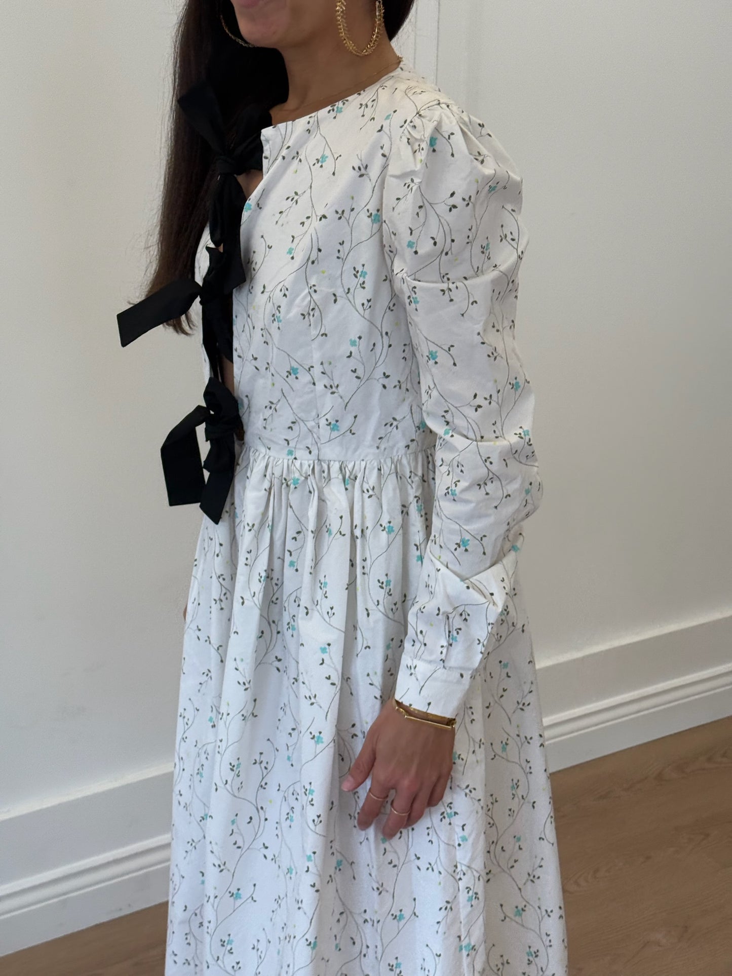 Naya Rea Dress - White (Size 8)