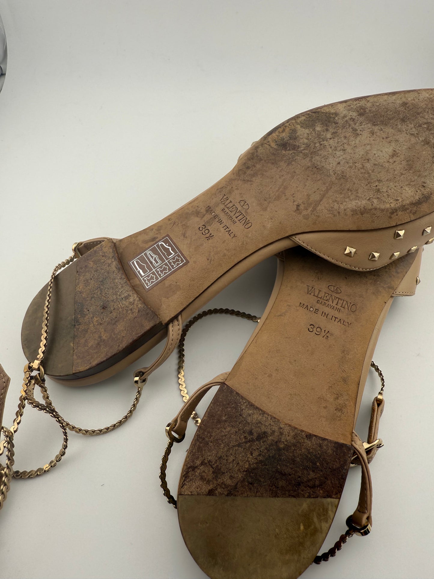 Valentino Studded Flats with Ankle Chain - Nude/Gold (EUR 39.5)