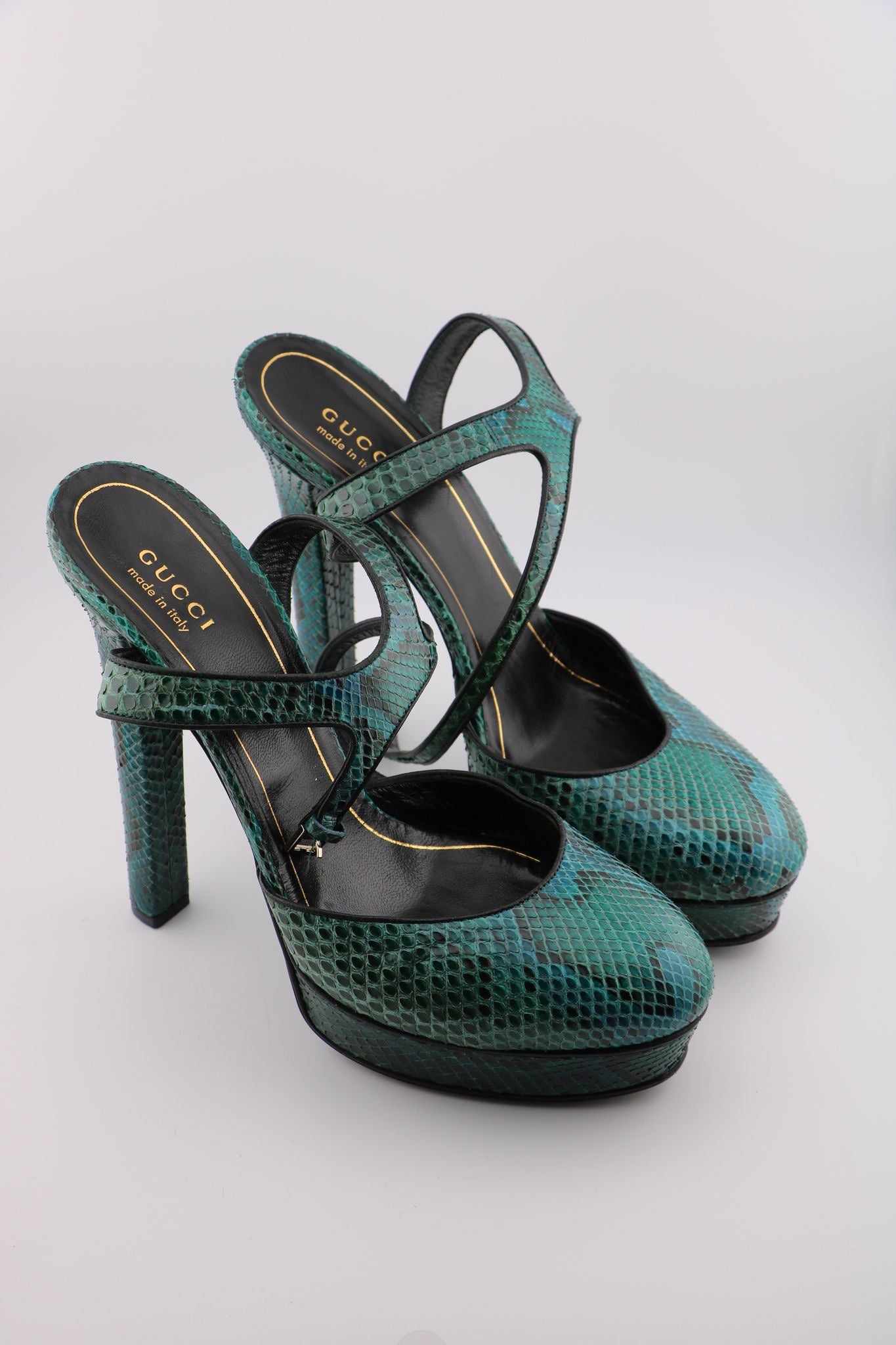 Gucci Round Toe Platform Heels with Ankle Strap in Green Snake (EUR 39)