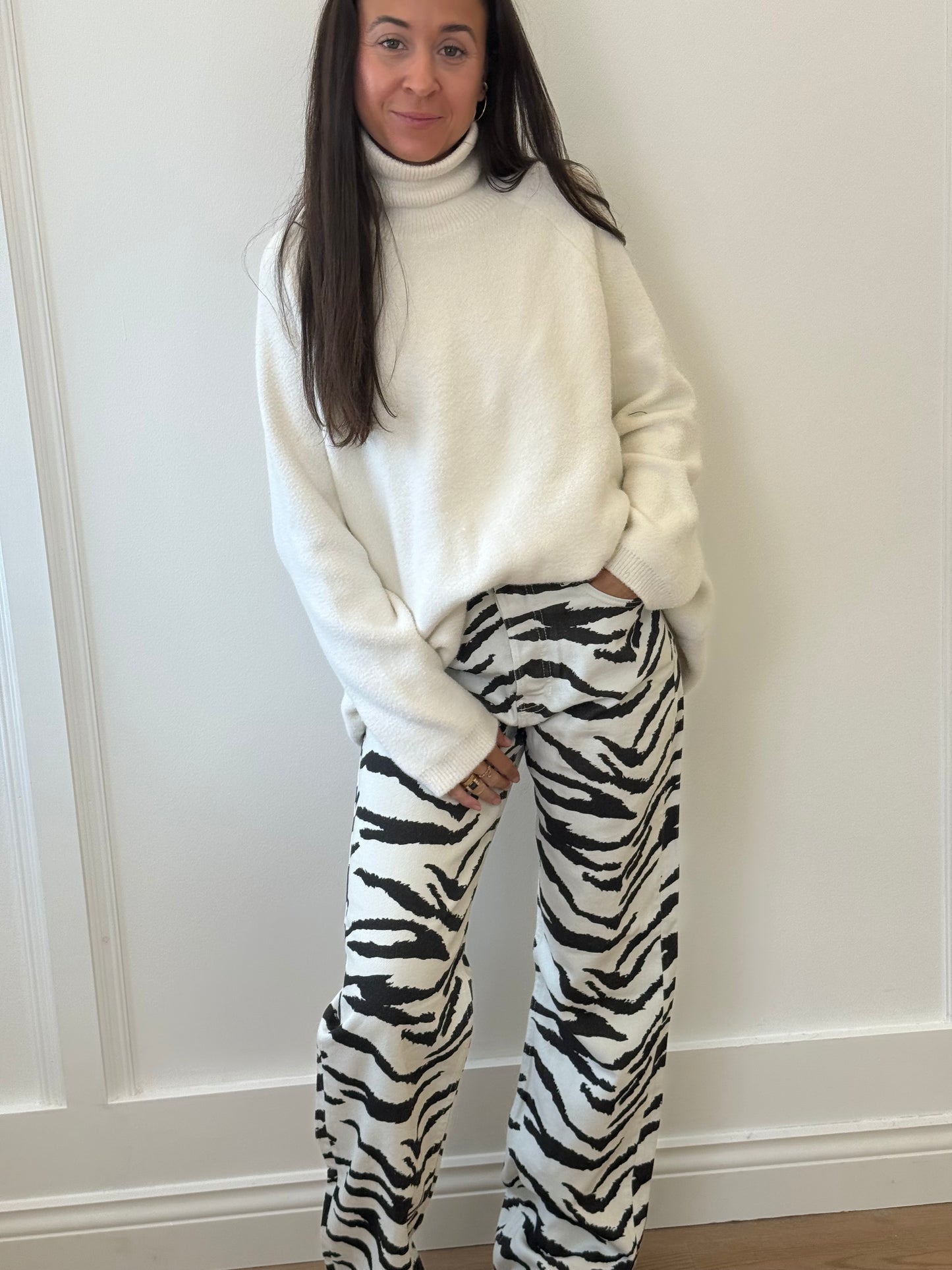 Reformation High-Rise Jean with Tiger Print (27)