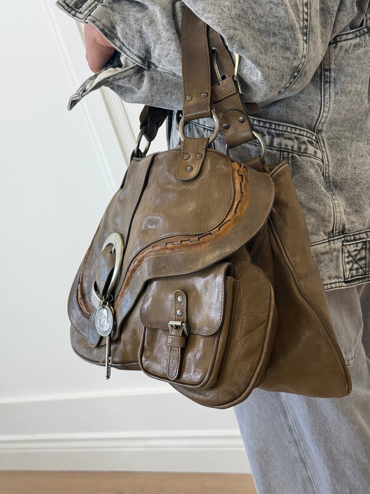 Dior Gaucho Leather Handbag with Coin & Key – Khaki
