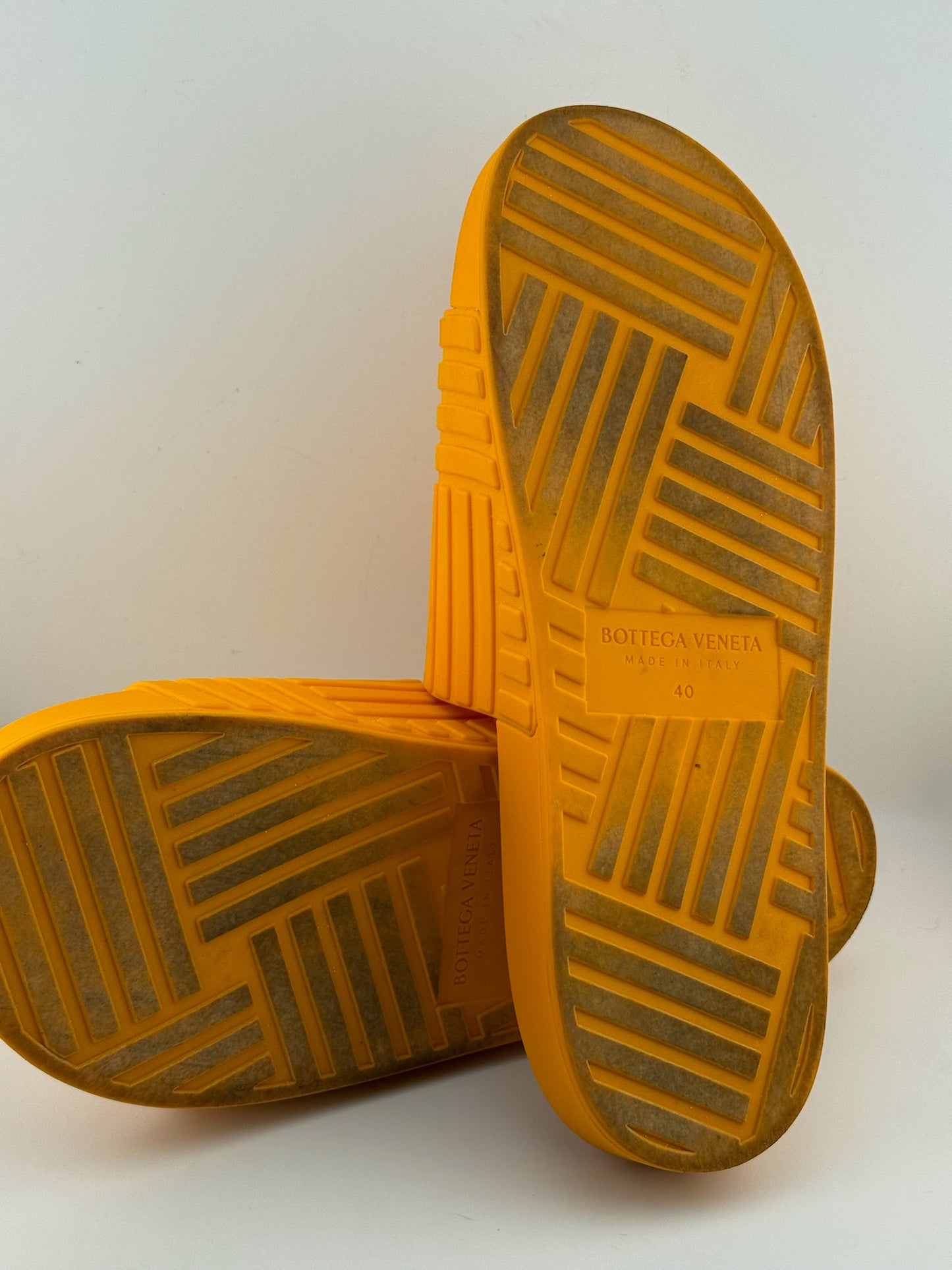 Bottega Veneta Rubber Slides (EUR 40)