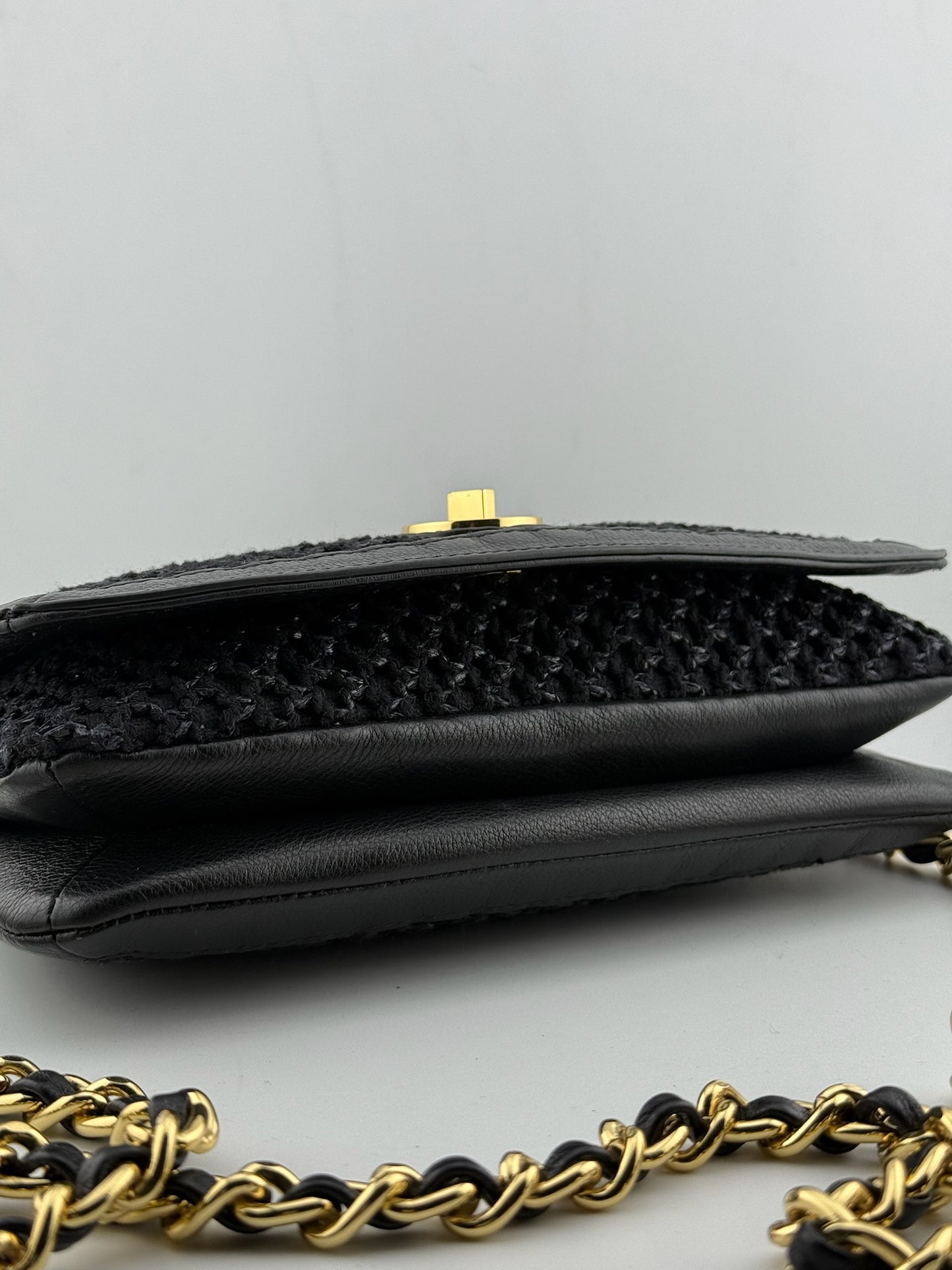 Tory Burch Woven Clutch with Cross Body Chain - Black (O/S)