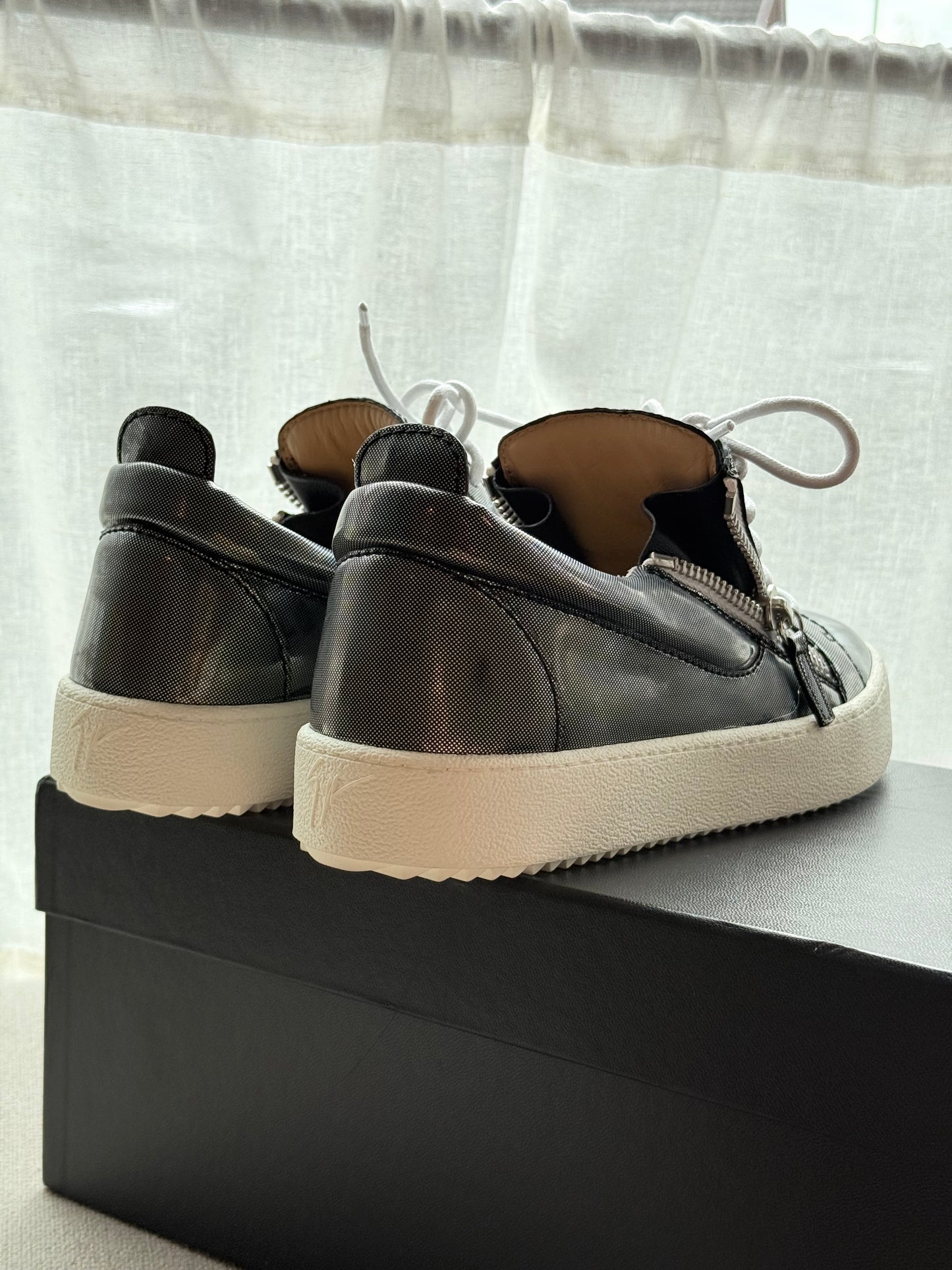 Giuseppe Zanotti “High May Shine” Sneakers – Size 6