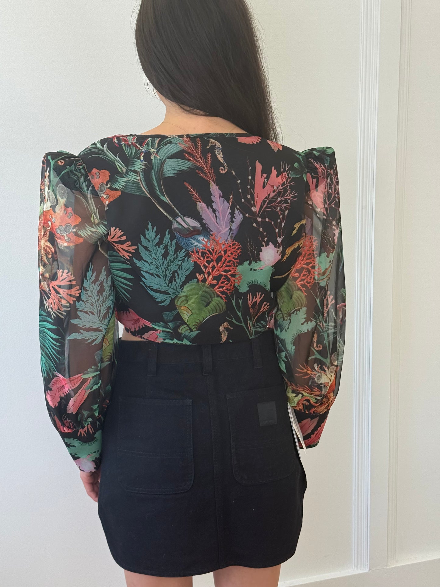 PatBo Oasis Tie-Front Cropped Top (XL)