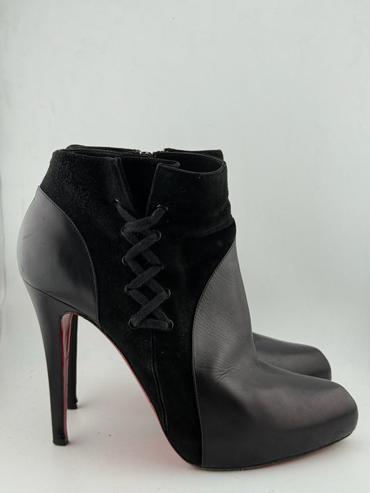 Christian Louboutin Shoe Boot with Criss Cross Shoe Lace Detail - Black (Size 40)