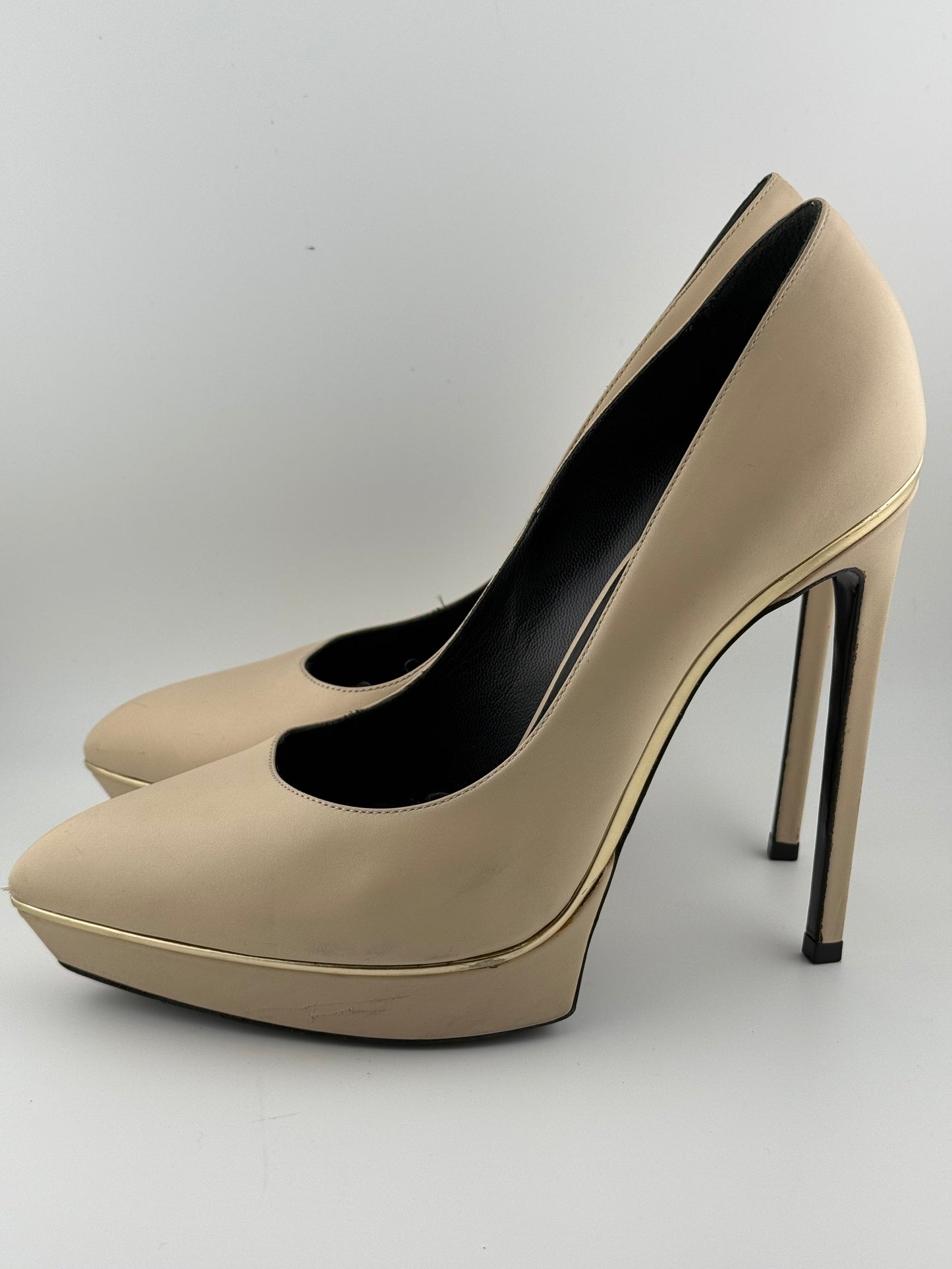 Yves Saint Laurent Janis Platform Heels (EUR 40)