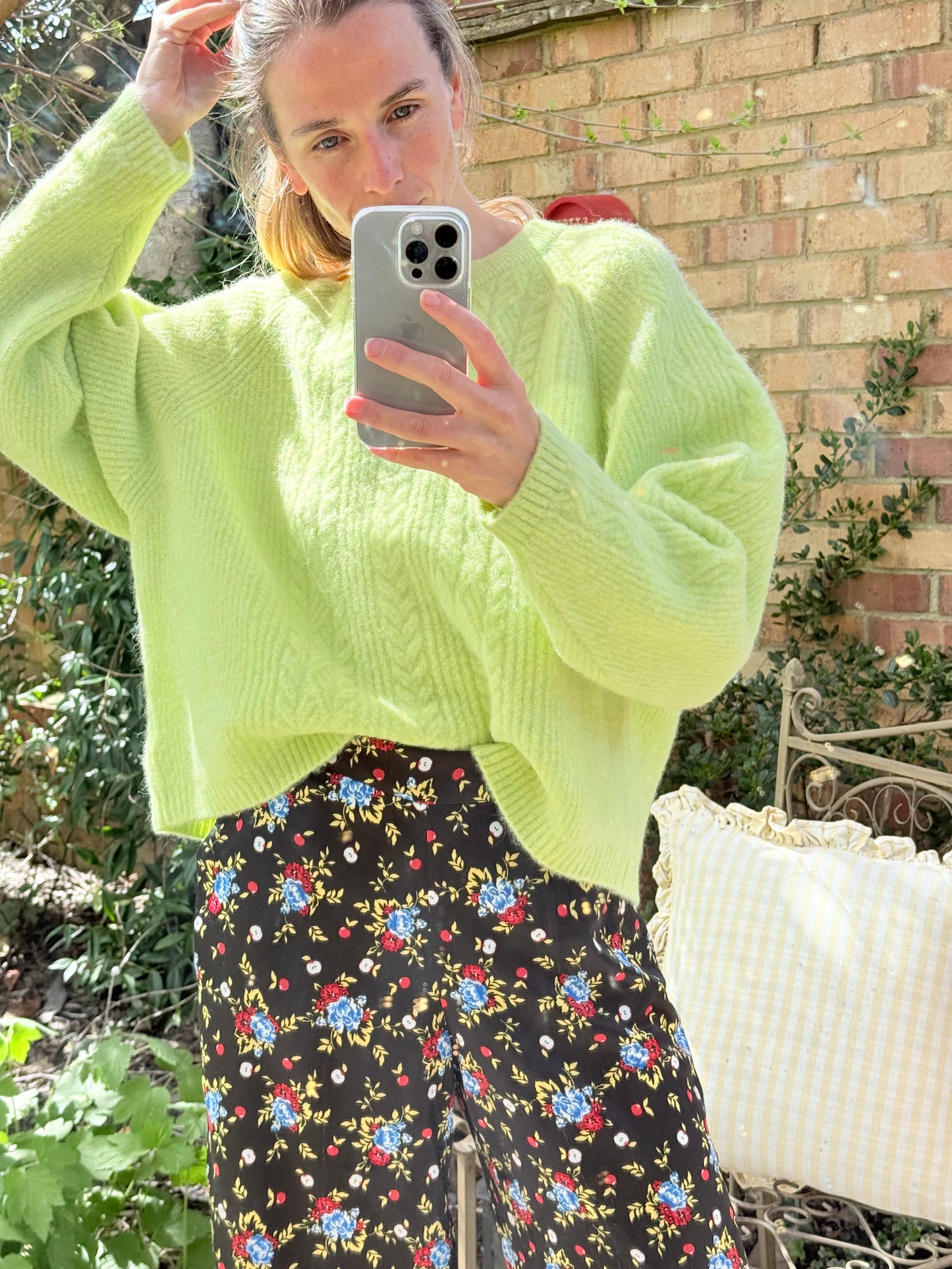 Maison & Montagut Bobby Cashmere Jumper - Neon Green (Medium)