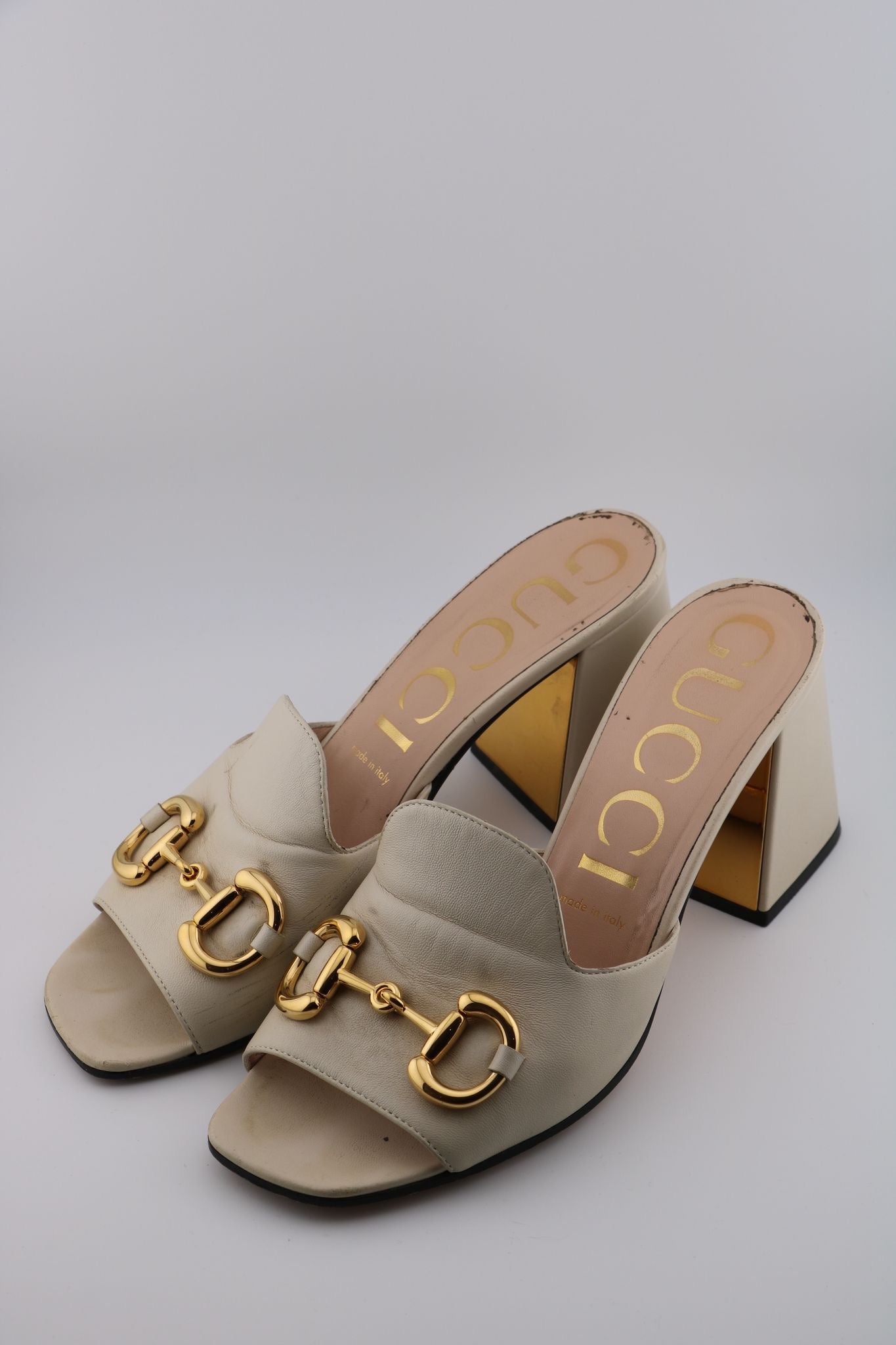 Gucci Mule with Block Heel & Horsebit Feature in Cream (EUR 39)