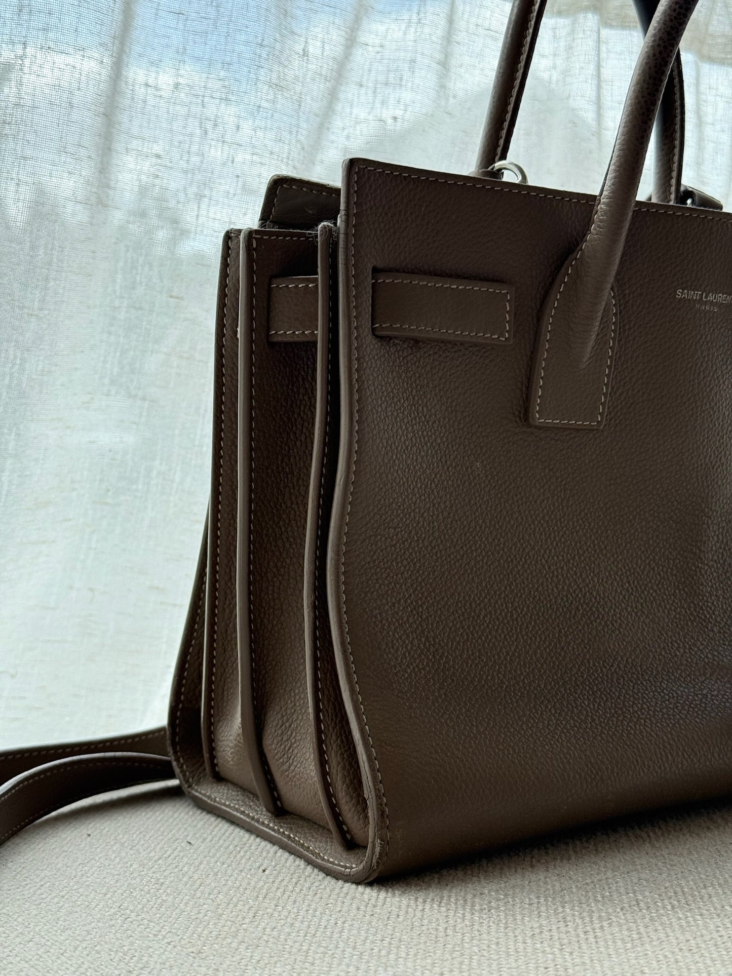 Saint Laurent Sac de Jour – Taupe Grained Leather